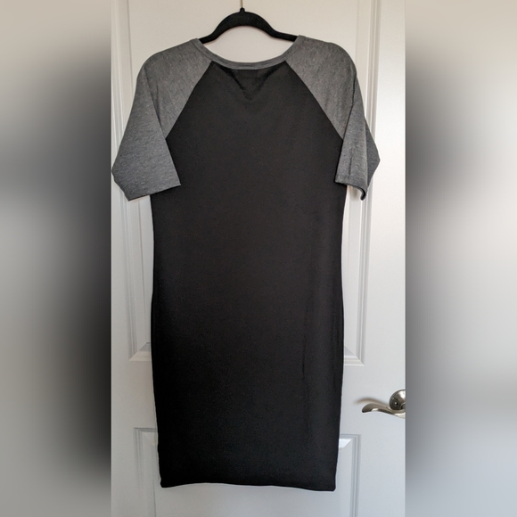LuLaRoe Julia Dress Size Med Black and Gray - Picture 2 of 4